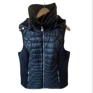 Michael Michael Kors Black Quilted Hooded Puffer Vest Faux Fur Collar & Hood